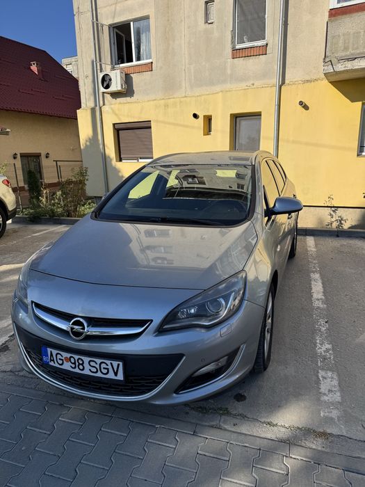 Opel astra J Sports Tourer 2013 - Diesel - Cutie Automata - 2.0CDTI 165 CP - 343.907 km