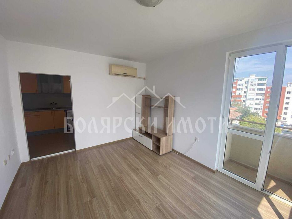 Дава се под наем Двустаен апартамент в Велико Търново, Акация - 47 кв.м за 332 € - Снимка #3