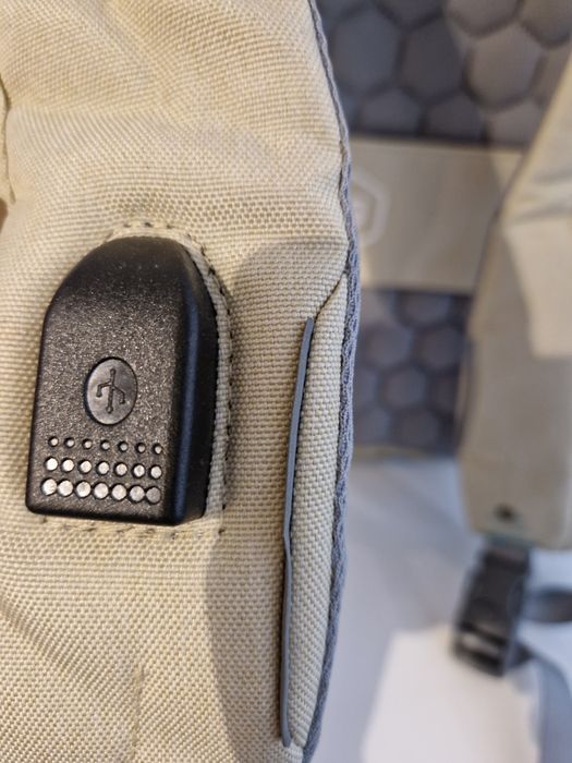 Ghiozdan antifurt pt laptop BG Metrobag Berlin