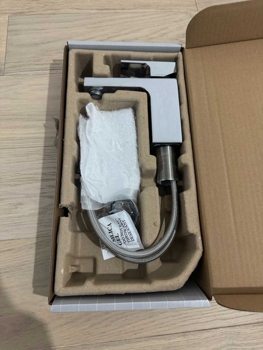 Vand 2 baterii lavoar hansgrohe noi