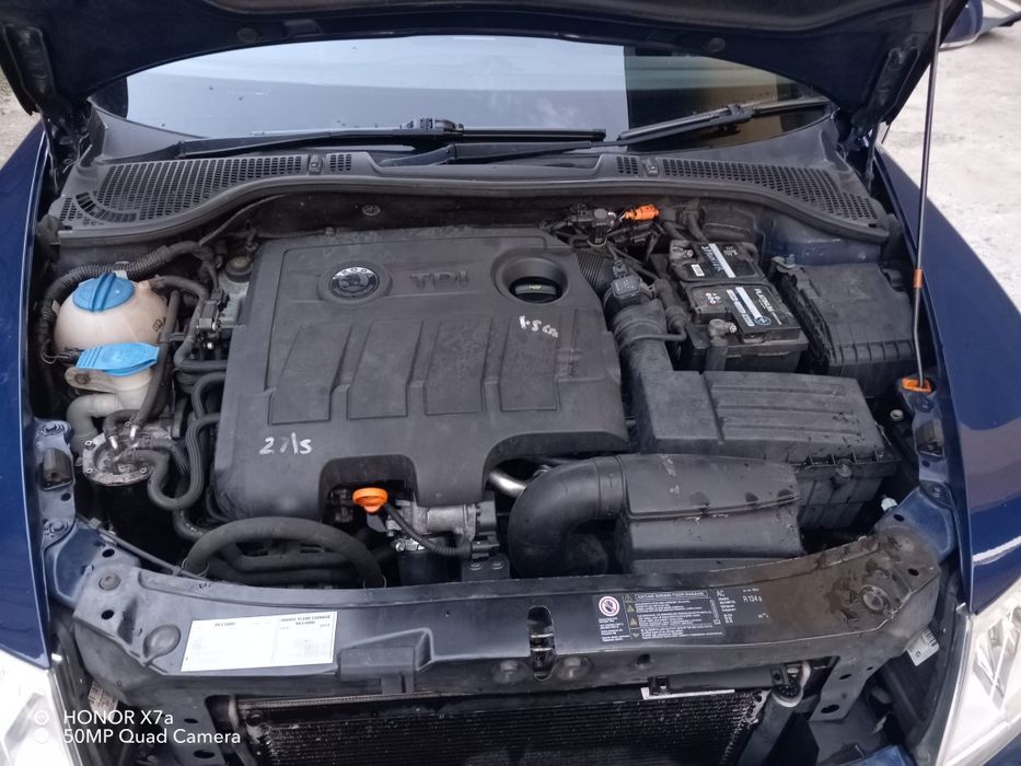 Haion cu luneta skoda octavia 2 facelift LF5A 1.6 tdi 105 cp cayc