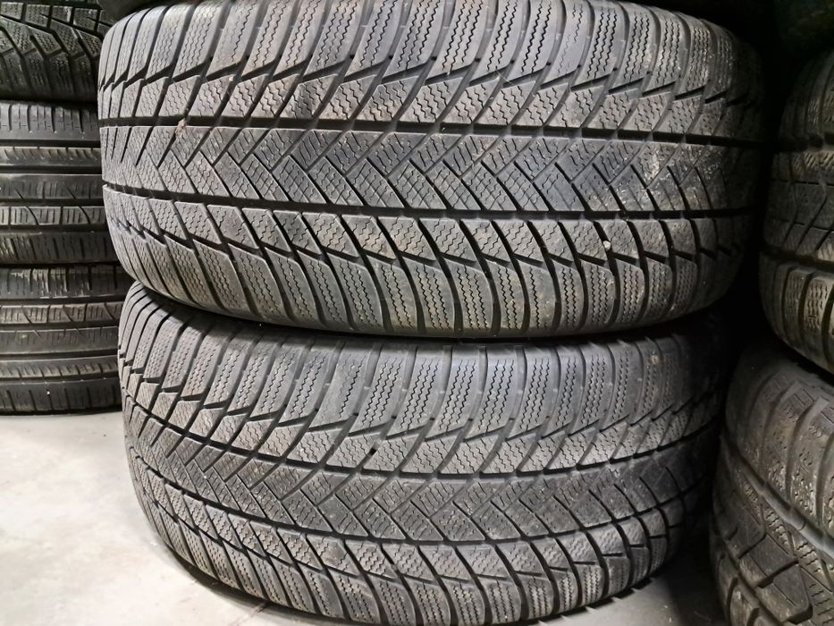 Anvelope second iarna 275 45 R20 Bridgestone RFT