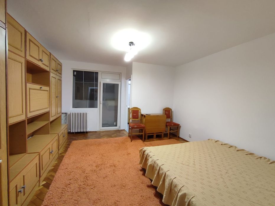 Garsoniera de închiriat- Str Aurel Suciu