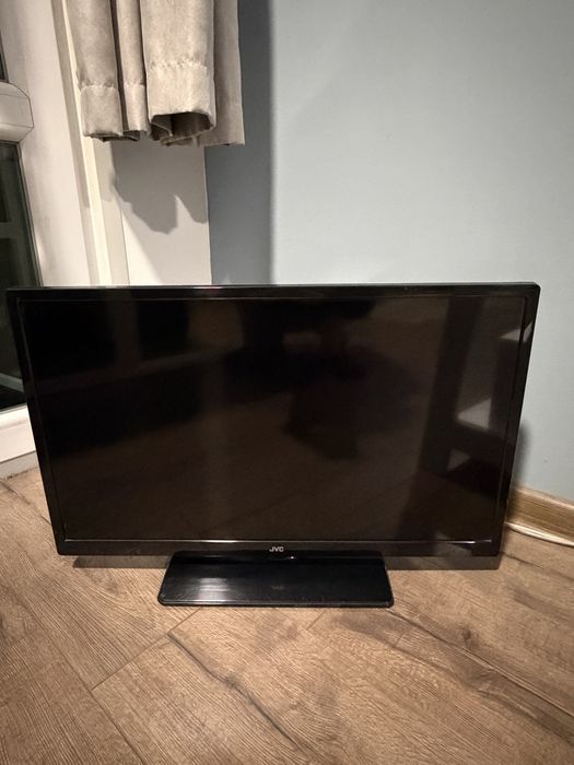 Телевизор JVC втора употреба