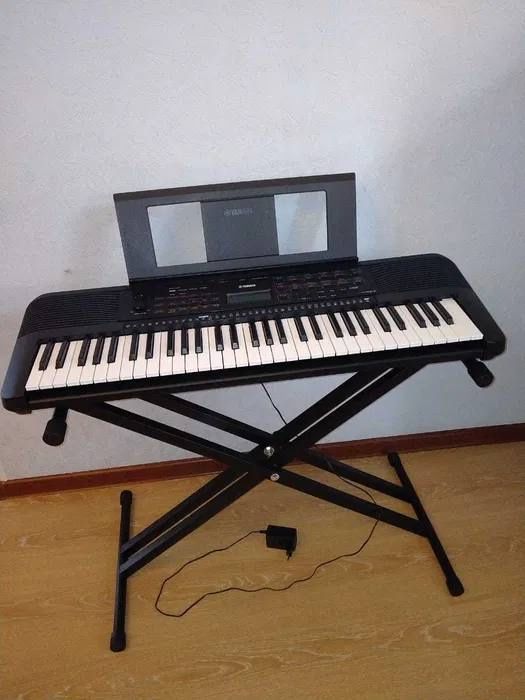 Yamaha PSR-E273 / КАСКЕЛЕН