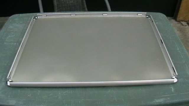 Panou de afişaj pe perete