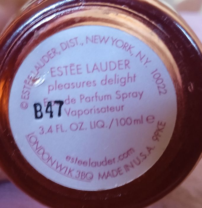 Парфюм женский Estée Lauder оригинал США. 50 мл из 100 мл.