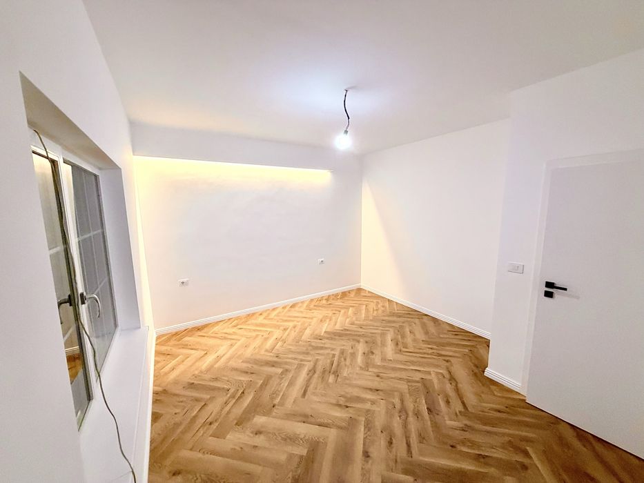 Persoana fizica! Casa finalizata 505 m teren Izolatie vata beci  Visan