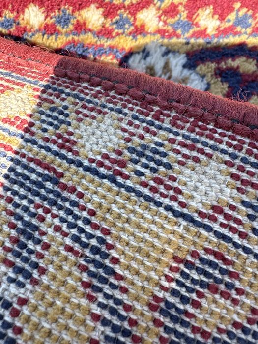 Персийски килим в отлично състояние