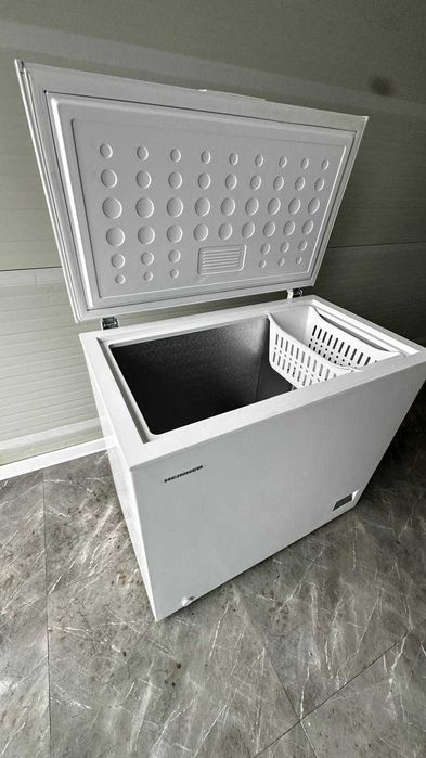 Lada frigorifica Heinner  functionala