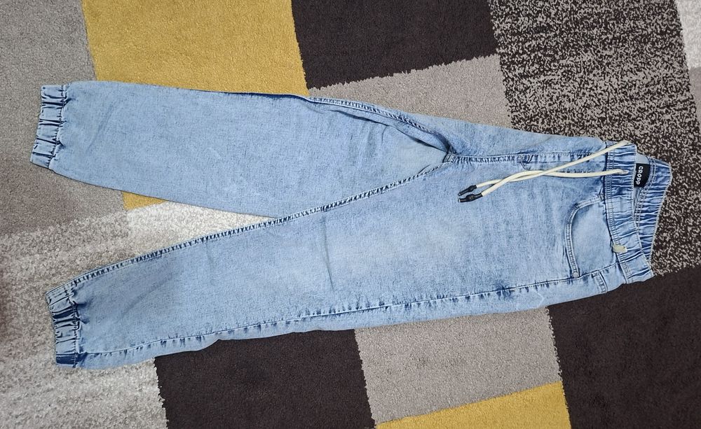 Blugi Jogger  Cropp