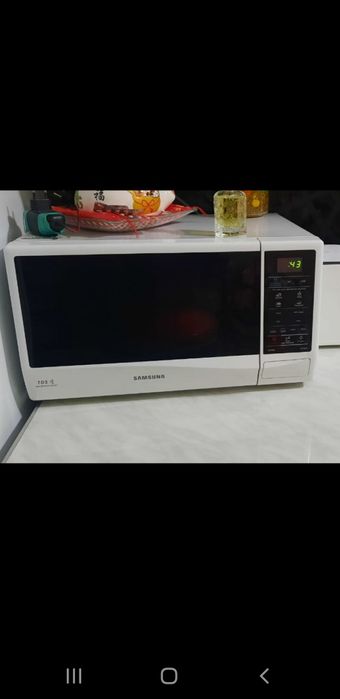 Урганчда 2 та холодильник ва микроволновка сотилади.