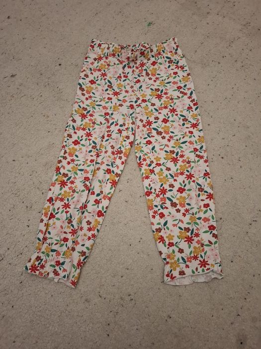 Pantaloni fetite masura 104 110 varsta 4 sau 5 ani