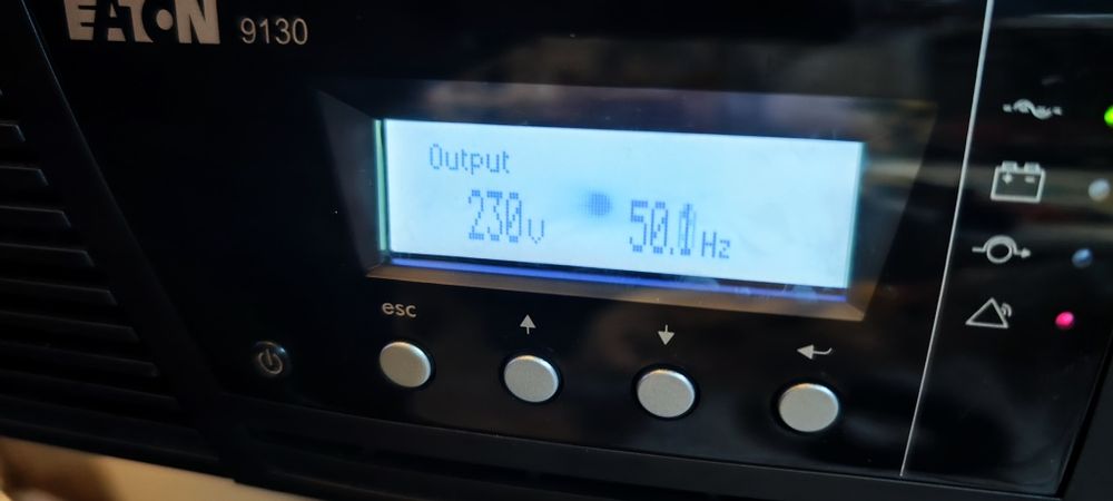 UPS EATON 9130 rack mounting