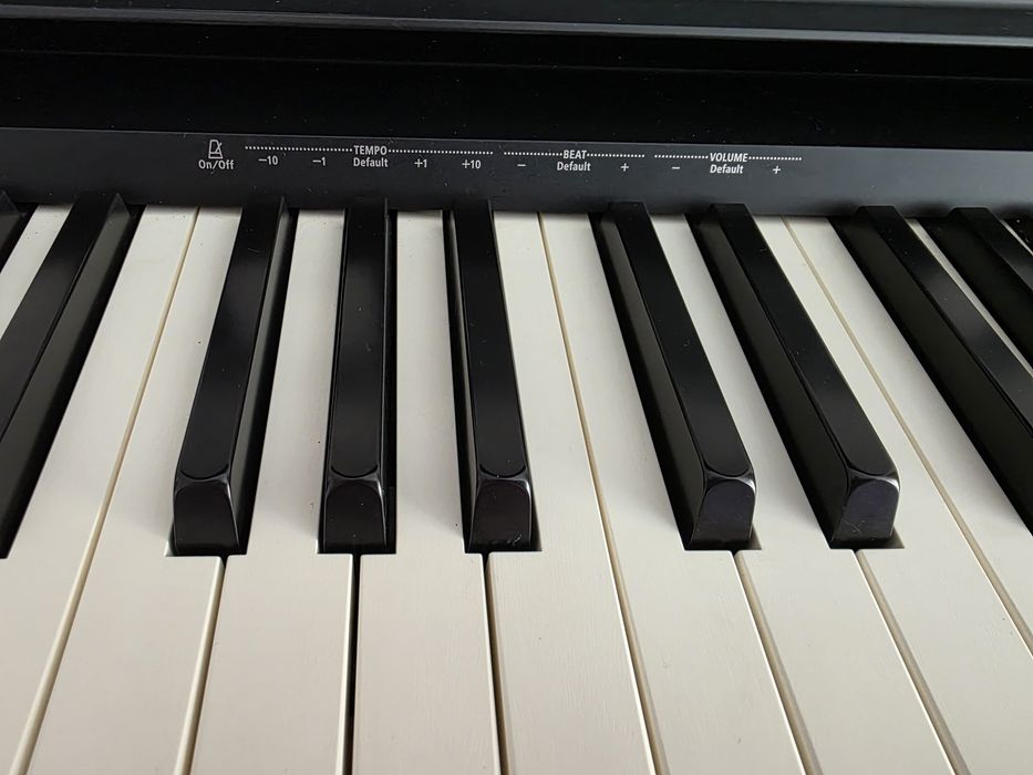 Цифровое пианино Roland FP-10