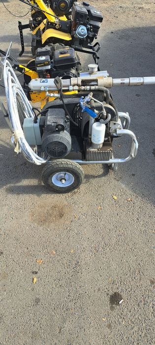 Безвоздушный краскопульт DBT