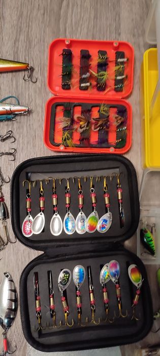 Набор блесен, воблеров