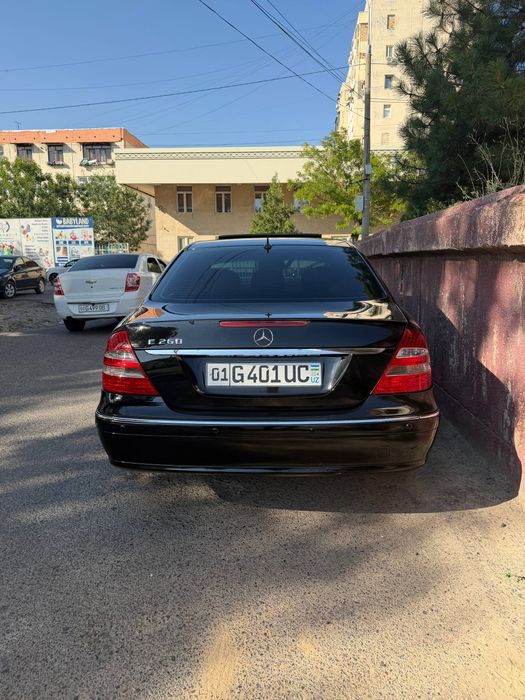 W211 sotiladi radnoy moshina