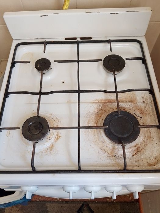 Продается Газовая плита Greta