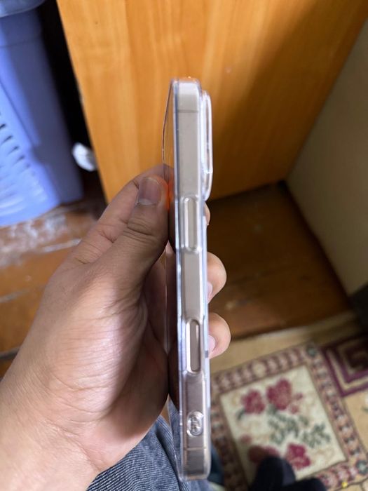 Iphone 16 pro only 6 months old