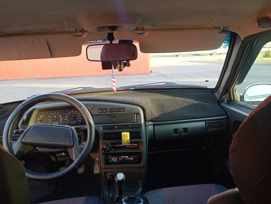 Автомобиль ваз 2114