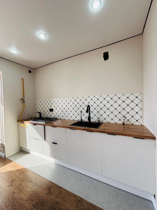 Сдаётся квартира в 10 мкр