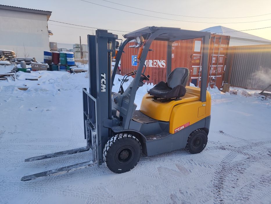 Продам вилочный погрузчик. Кара