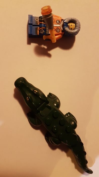 Figurine Star Wars, figurine si sabii Lego Ninjago, Lego City, un esch