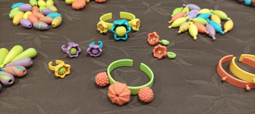 Поп-арт мъниста за детето - творчески комплект