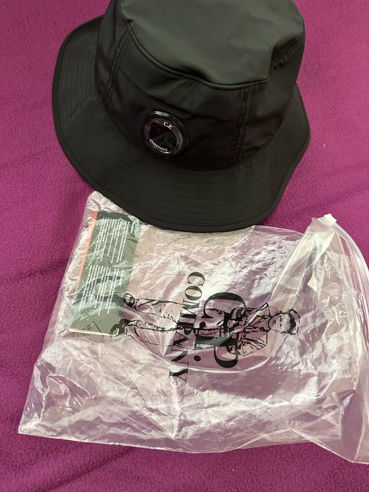 Шапка C.P company