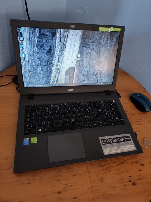 Laptop Gaming Acer i5 8GB RAM