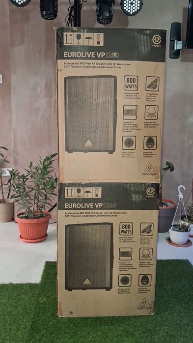 Boxe behringer   VP1220