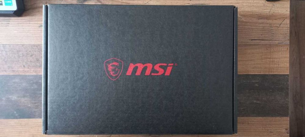 Геймърски лаптоп MSI