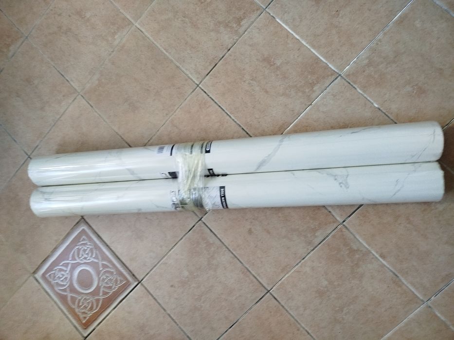 Самоклеющиися обои