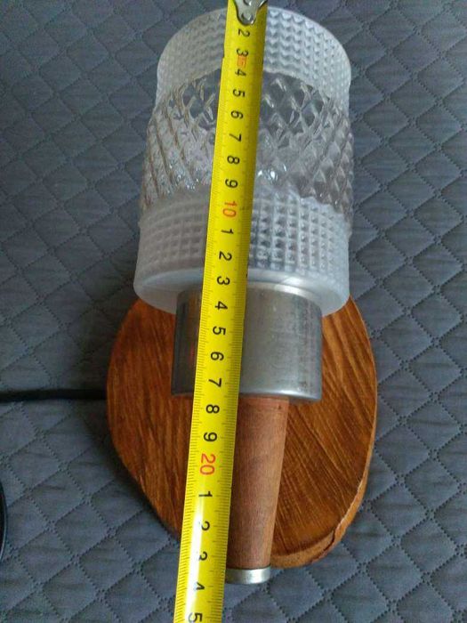 Абажур за стена --