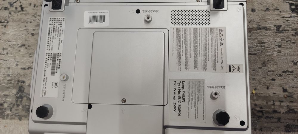 Продам проекторы Benq