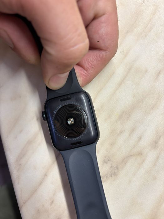 Apple whatch Se