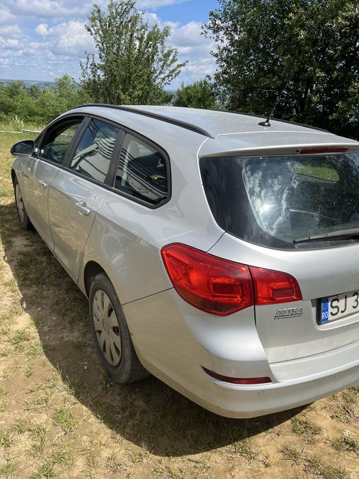 OPEL Astra 2011 — imagine 5