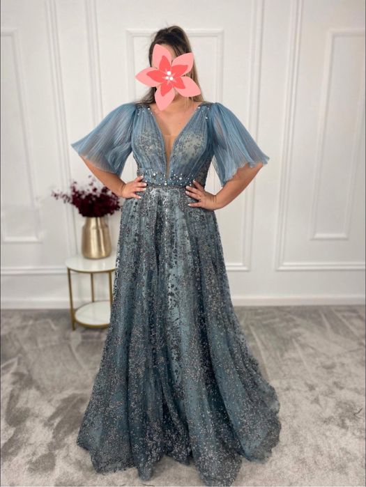 Rochie de ocazie eleganta în stil de prințesă