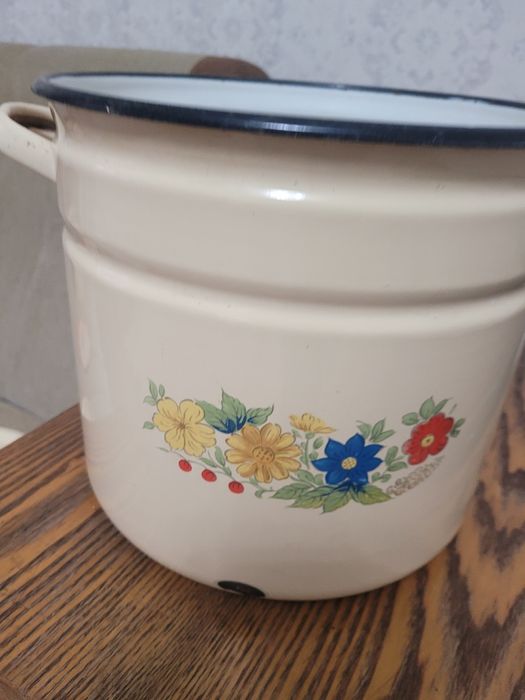Продам кастрюлю СССР