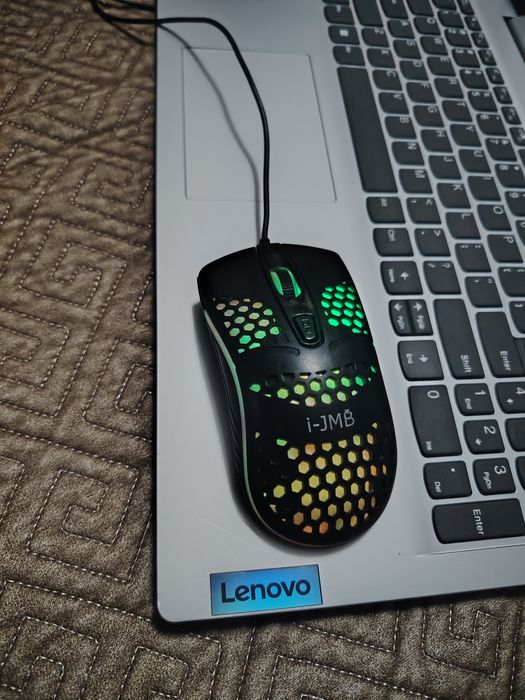 Laptop Lenovo ca nou