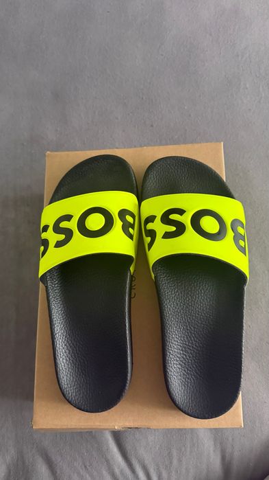 мъжки чехли BOSS