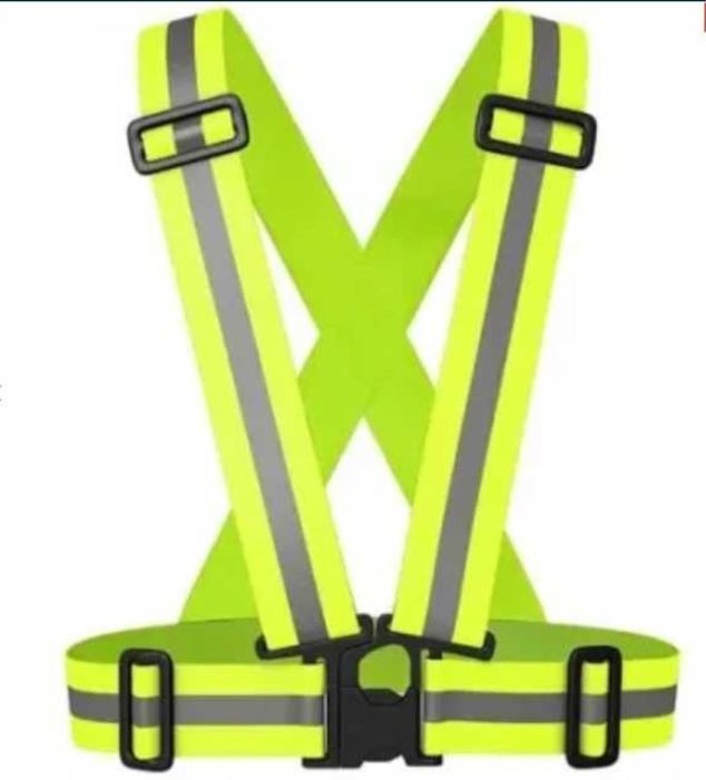 Echipament protectie Bocanci santier Casti fonice Ochelari Vesta