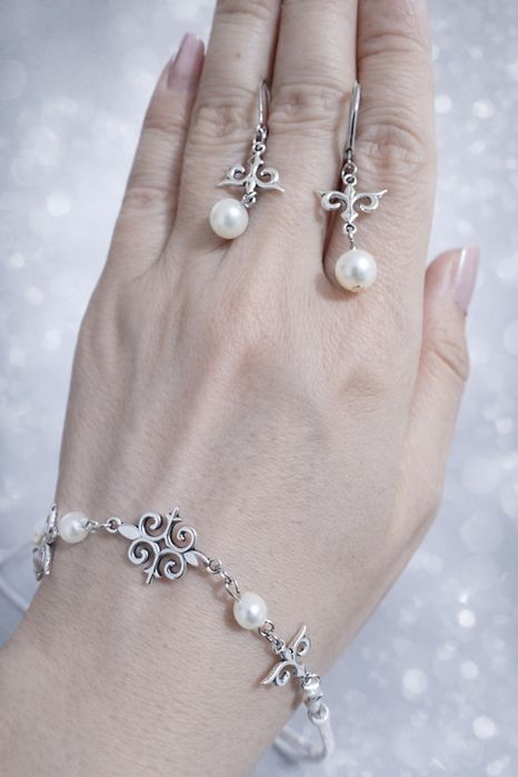 Этно украшение. Серьги и браслет.