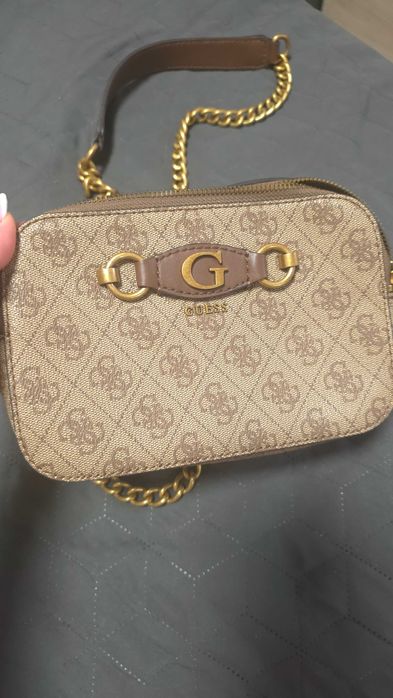 Оригинална чанта Guess