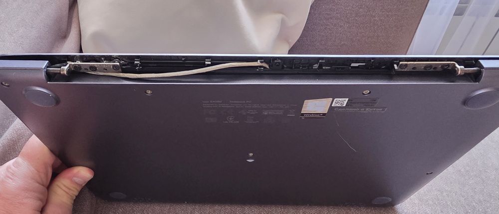 Ноутбук Asus Е406М
