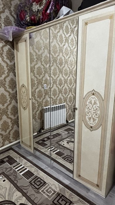 Спальный гарнитур