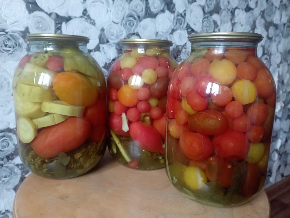 Продам солёные помидоры