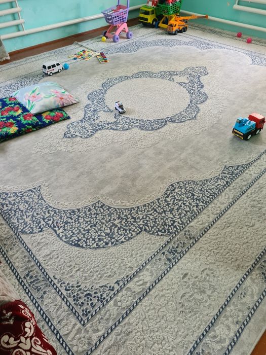 Gilam uzunligi 5metr Eni 4metr