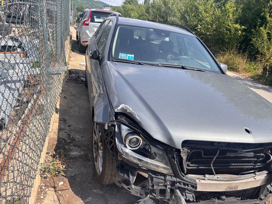 Mercedes-Benz C-class на части